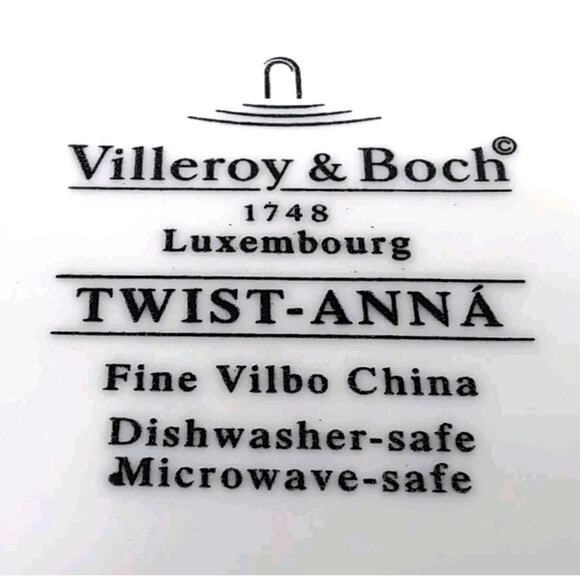 Villeroy & Boch Twist Anna Flat Coffee Mugs Cups Set Of 4 White Blue Polka Dots - Picture 5 of 7